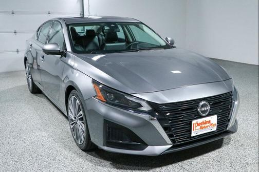 Gun Metallic 2023 Nissan Altima 2.5 SL