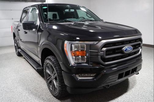 Agate Black Metallic 2023 Ford F-150 XLT
