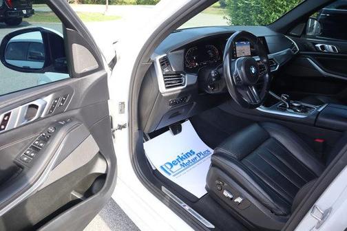 Alpine White 2021 BMW X5 sDrive40i