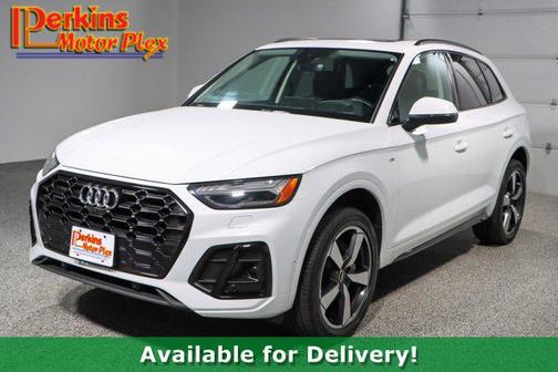 2023 Audi Q5 45 S line Prestige