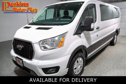 Oxford White 2022 Ford Transit-350 XLT