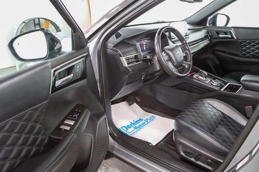 2023 Mitsubishi Outlander SEL Black Edition 2WD
