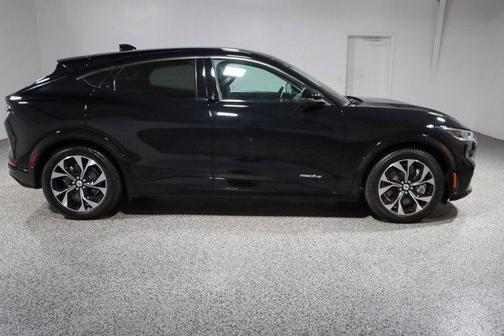 2022 Ford Mustang Mach-E Premium