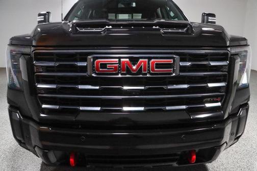 2024 GMC Sierra 2500 AT4