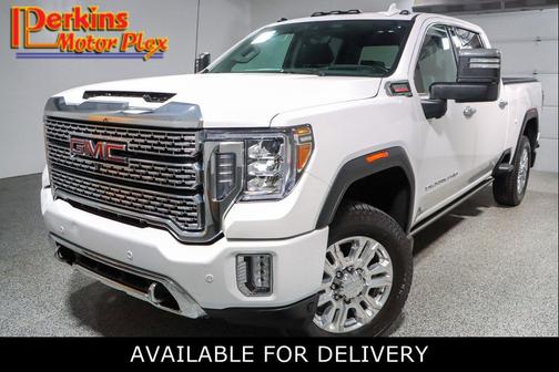 White 2023 GMC Sierra 2500 Denali