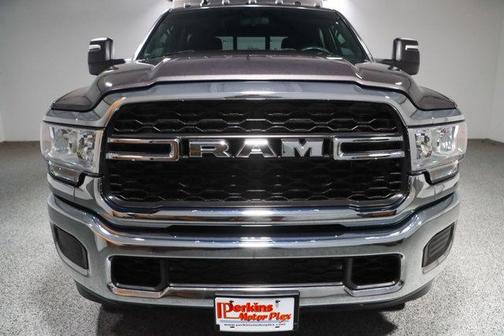 2024 RAM 2500 Tradesman Crew Cab 4x4 6'4' Box