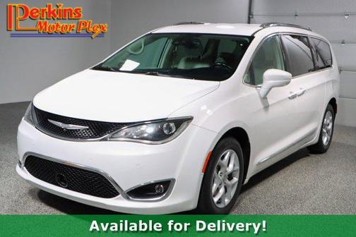 2018 Chrysler Pacifica Touring-L