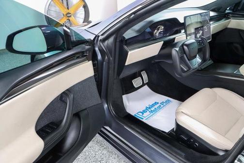 2021 Tesla Model S Plaid