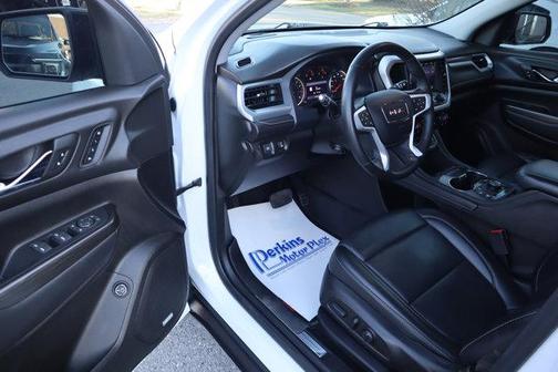 2023 GMC Acadia AWD SLT