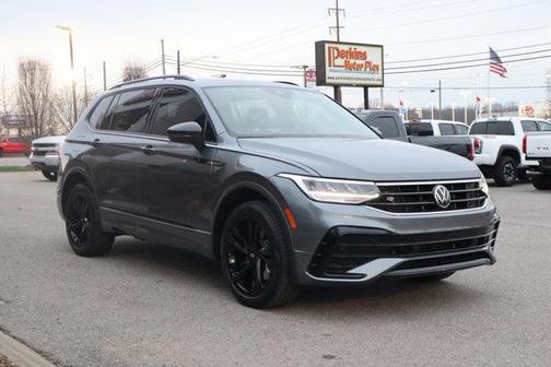 2023 Volkswagen Tiguan 2.0T SE R-Line Black