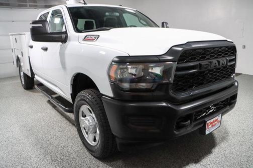2024 RAM 2500 Tradesman Crew Cab 4x4 8' Box