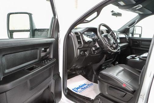 2024 RAM 2500 Tradesman Crew Cab 4x4 8' Box