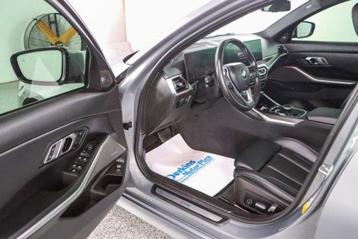 2023 BMW 330 330i Sedan