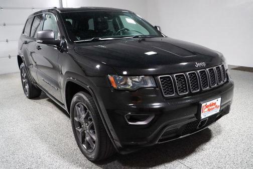 Diamond Black Crystal Pearlcoat 2021 Jeep Grand Cherokee 80th Anniversary 4x4