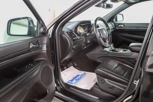Diamond Black Crystal Pearlcoat 2021 Jeep Grand Cherokee 80th Anniversary 4x4