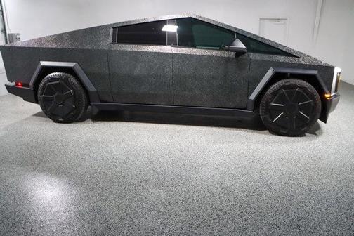 2024 Tesla Cybertruck Cyberbeast