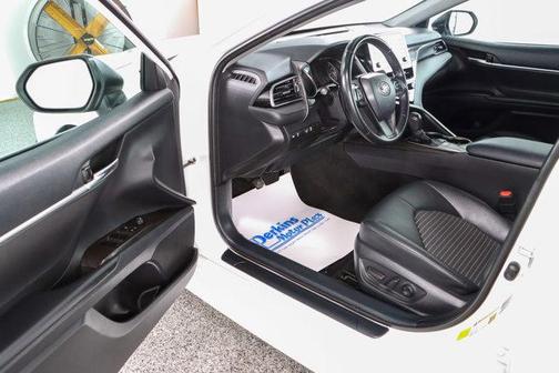 White 2022 Toyota Camry SE