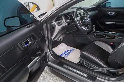 2021 Ford Mustang EcoBoost Premium