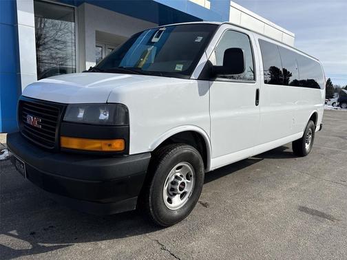2023 GMC Savana 3500 LS