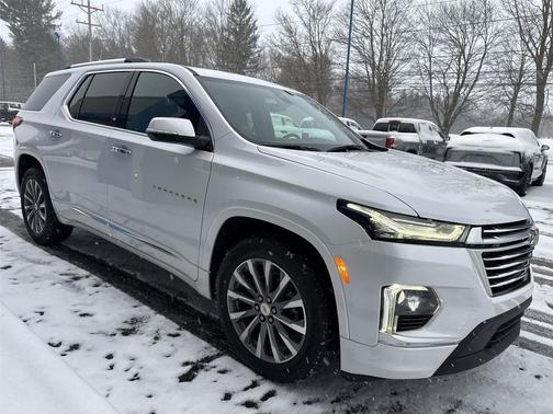 2023 Chevrolet Traverse Premier