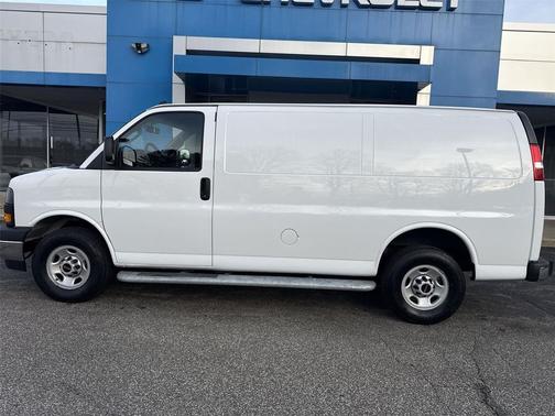 2024 GMC Savana 2500 Work Van