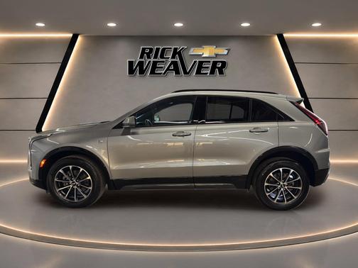 Argent Silver Metallic 2024 Cadillac XT4 Sport