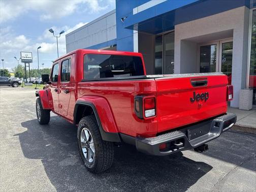 2024 Jeep Gladiator Sport S