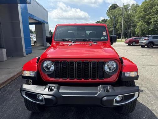 2024 Jeep Gladiator Sport S