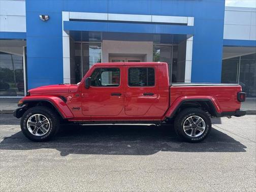 2024 Jeep Gladiator Sport S