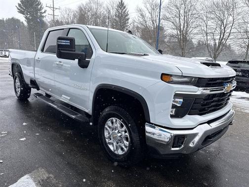 2025 Chevrolet Silverado 3500 LT