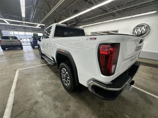 2024 GMC Sierra 2500 SLE