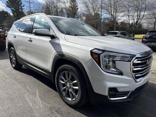 2022 GMC Terrain SLT