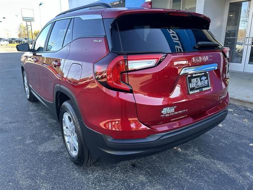 2023 GMC Terrain SLE