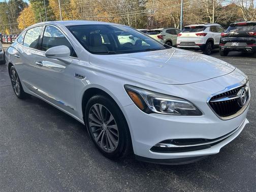 2017 Buick LaCrosse Essence