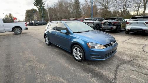 2017 Volkswagen Golf TSI Wolfsburg Edition 4-Door