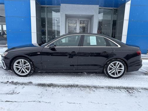 2023 Audi A4 45 S line Premium Plus