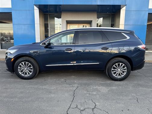 2023 Buick Enclave Essence AWD