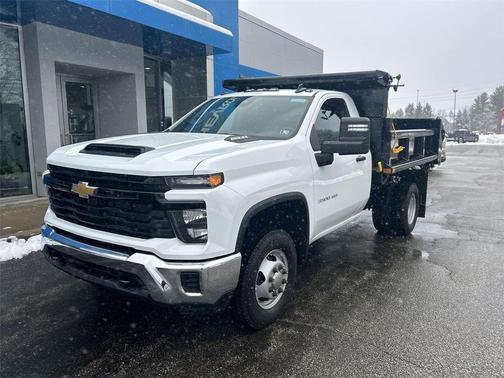 2025 Chevrolet Silverado 3500 WT