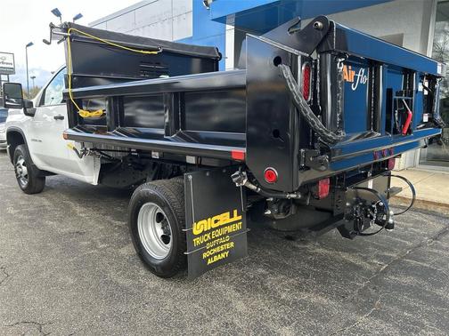 2025 Chevrolet Silverado 3500 WT