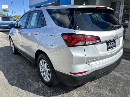 2022 Chevrolet Equinox LS