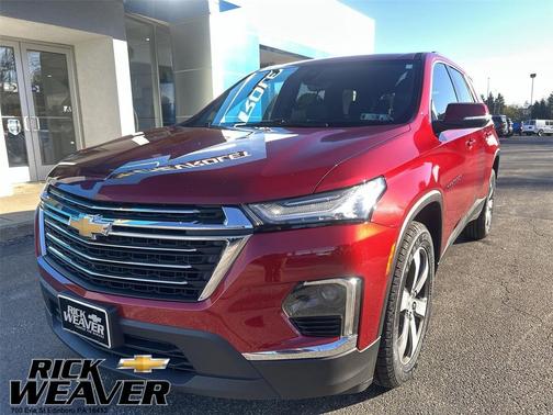 2022 Chevrolet Traverse LT Leather
