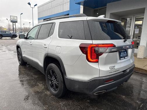 2020 GMC Acadia AWD AT4