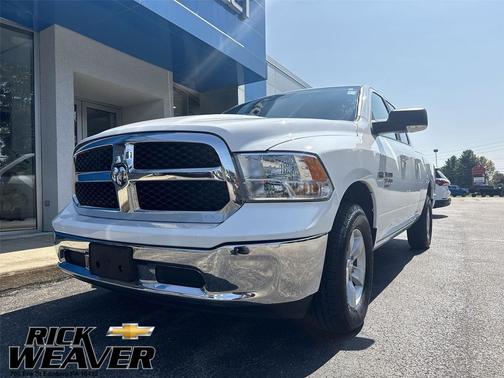 2019 RAM 1500 SLT