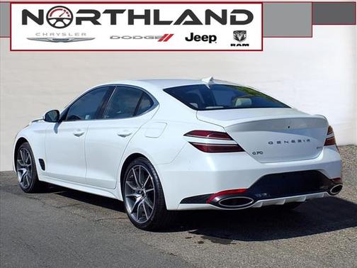 2024 Genesis G70 2.5T