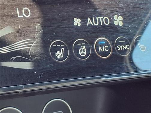 2024 Genesis G70 2.5T