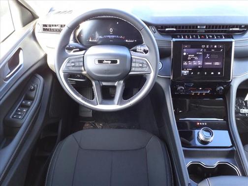 2024 Jeep Grand Cherokee Laredo X