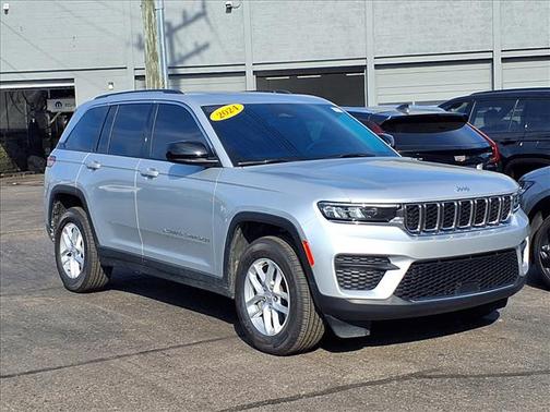 2024 Jeep Grand Cherokee Laredo X