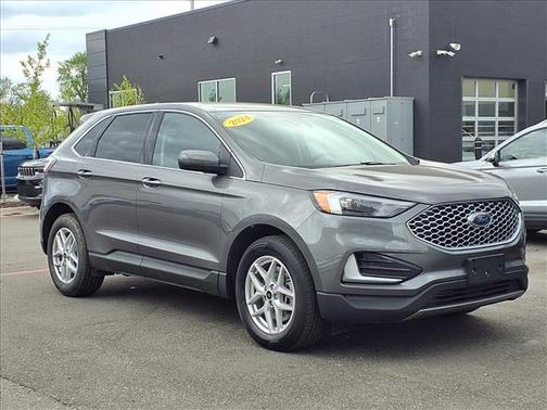 Gray 2024 Ford Edge SEL