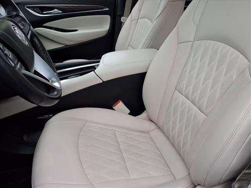 2022 Buick Enclave Avenir