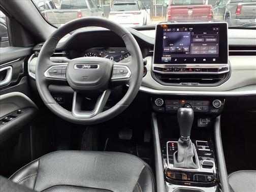 2023 Jeep Compass (RED) Edition